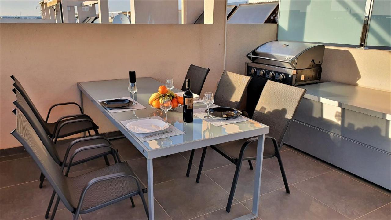 Penthouse 2 Bedrooms In Mil Palmeras Pilar de la Horadada Dış mekan fotoğraf
