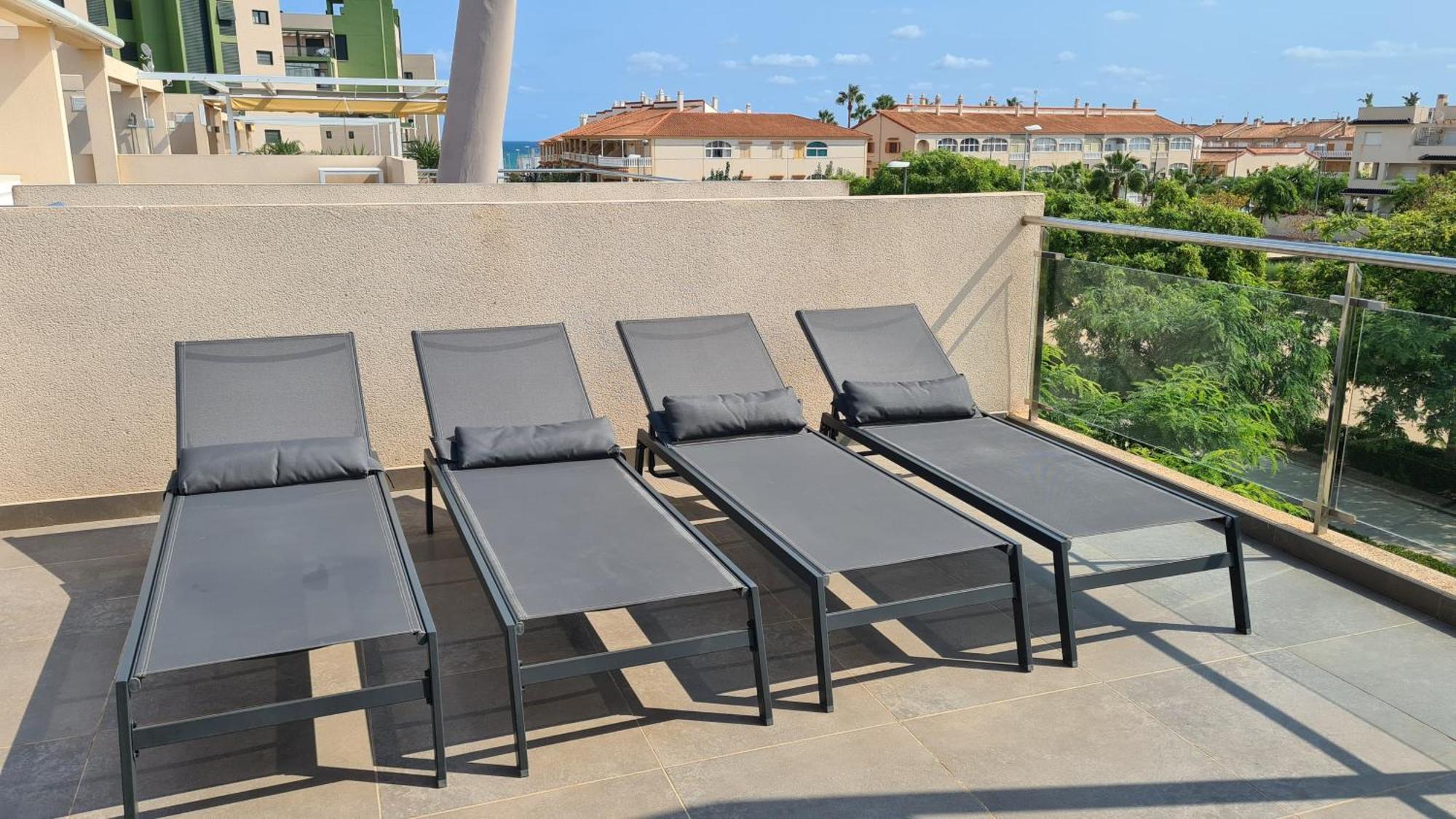 Penthouse 2 Bedrooms In Mil Palmeras Pilar de la Horadada Dış mekan fotoğraf